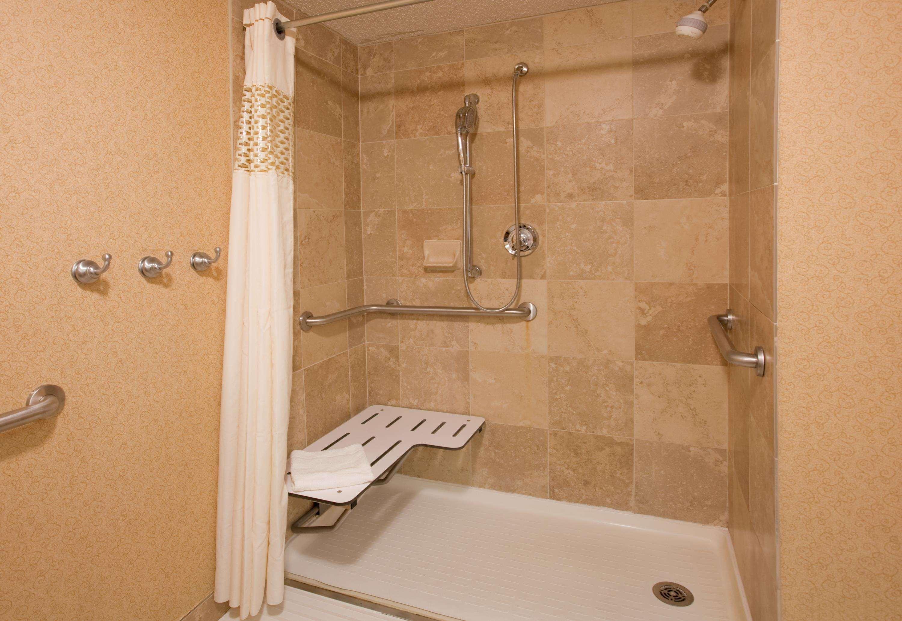 מלון קרנברי טאונשיפ Wingate By Wyndham Cranberry מראה חיצוני תמונה